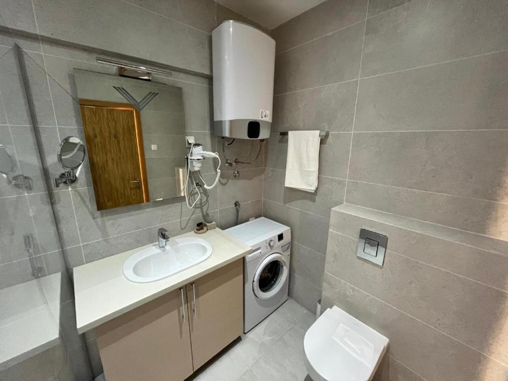 Apartments Lux Budva Rum bild