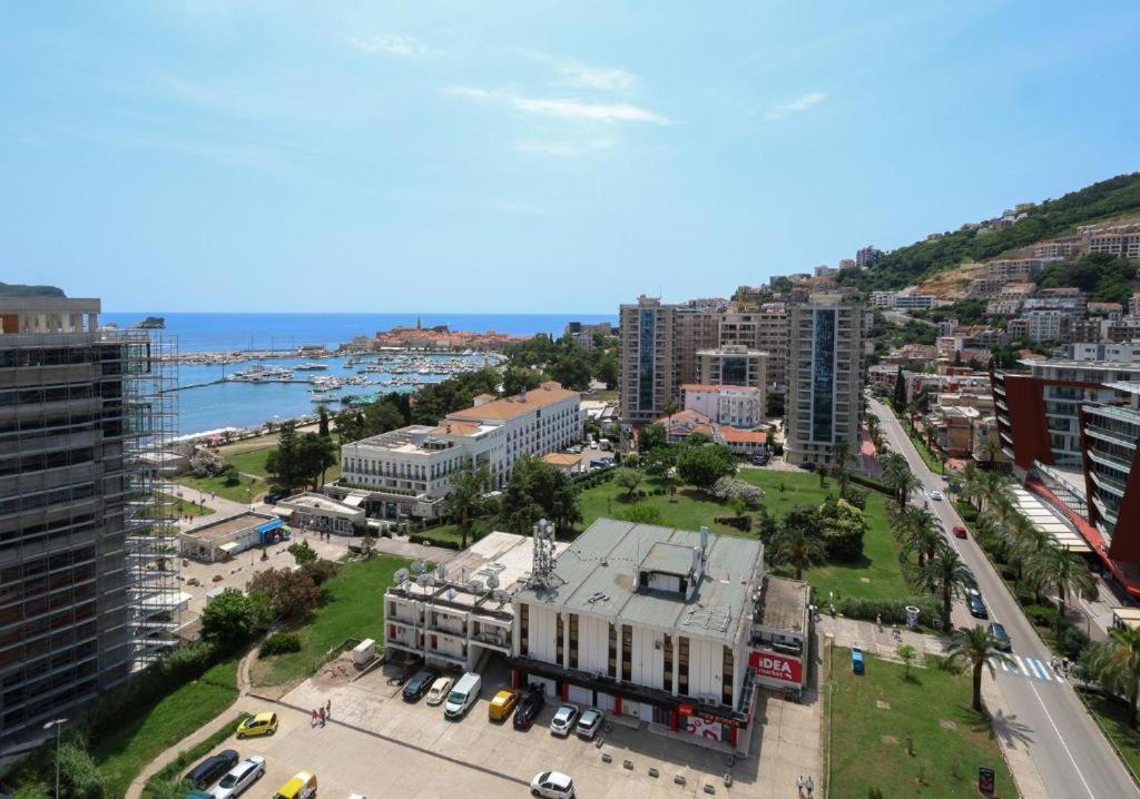 Apartments Lux Budva Exteriör bild