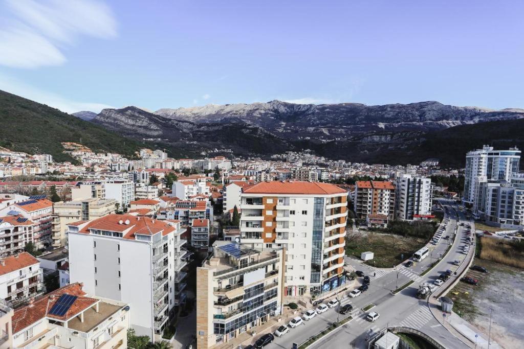 Apartments Lux Budva Exteriör bild